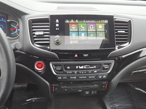 Used 2022 Honda Pilot Touring image 30