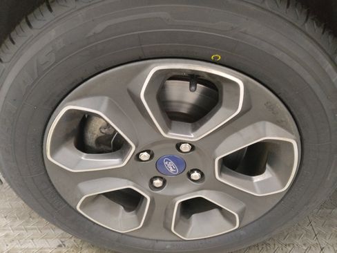 Used 2021 Ford EcoSport S FWD image 31
