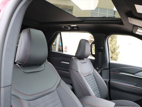 New 2026 Ford Explorer ST-Line w/ ST-Line Street Pack image 9