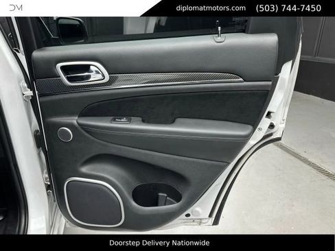 Used 2020 Jeep Grand Cherokee SRT AWD/4WD image 26