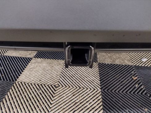 New 2026 Volkswagen ID.4 Pro S image 25