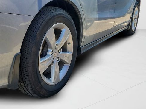 Used 2019 Honda Odyssey EX-L image 6