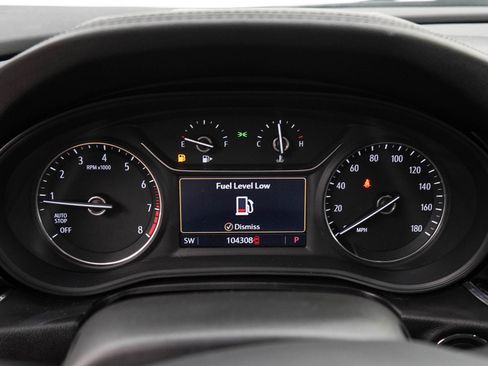 Used 2019 Buick Regal Avenir FWD image 26