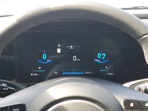 Used 2025 Hyundai Elantra SEL FWD image 16