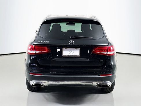 Used 2017 Mercedes-Benz GLC 300 image 6