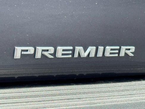 Used 2023 Chevrolet Tahoe Premier AWD/4WD image 11