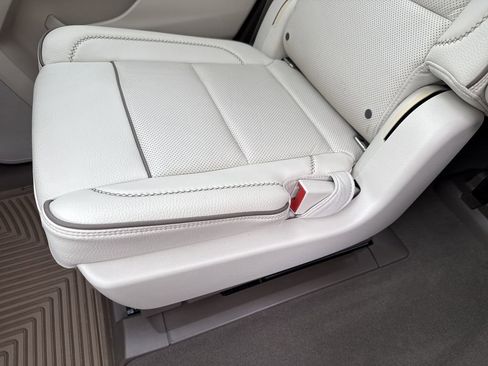 Used 2022 GMC Yukon Denali image 29