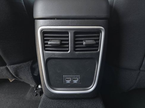 Used 2023 Chrysler 300 Touring RWD image 26