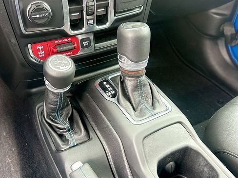 Used 2022 Jeep Wrangler Unlimited Rubicon 4xe w/ Steel Bumper Group image 14