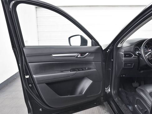 Used 2020 MAZDA CX-5 Touring image 9