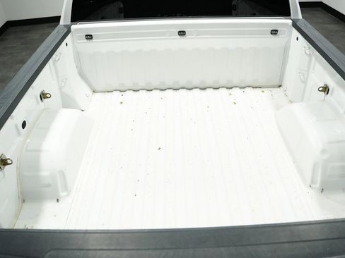 Used 2021 Chevrolet Silverado 1500 Custom image 12