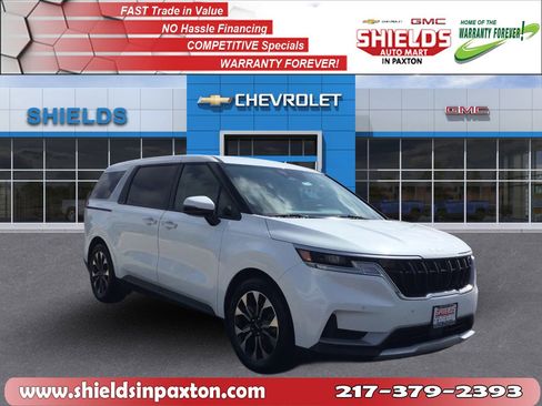 Used 2024 Kia Carnival EX FWD image 3