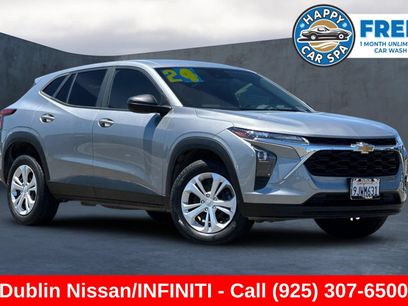 Used 2024 Chevrolet Trax LS w/ Driver Confidence Package