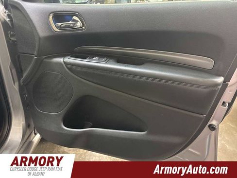 Used 2018 Dodge Durango GT image 39