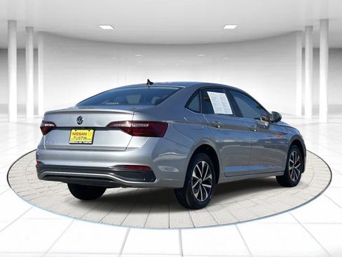 Used 2024 Volkswagen Jetta S image 4