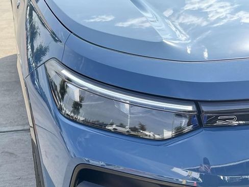 New 2026 Volkswagen Tiguan SE R-Line FWD image 5