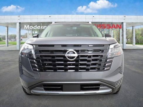 New 2026 Nissan Pathfinder Platinum AWD/4WD image 8