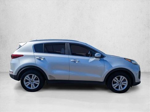 Used 2019 Kia Sportage LX w/ LX Popular Package image 4