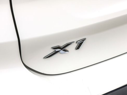 Used 2020 BMW X1 sDrive28i w/ Convenience Package image 9