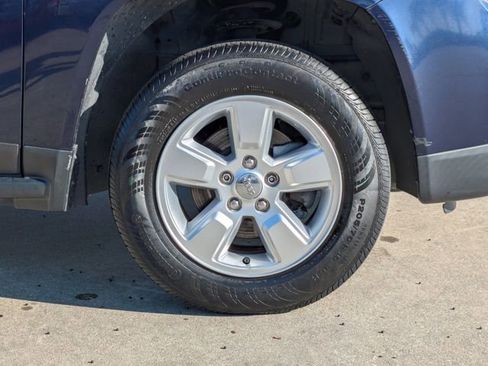 Used 2016 Jeep Compass Sport w/ Power Value Group FWD image 11