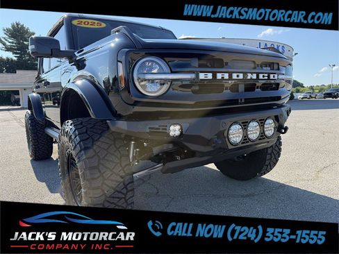 Used 2025 Ford Bronco Outer Banks AWD/4WD image 7
