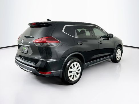 Used 2018 Nissan Rogue S AWD/4WD image 9