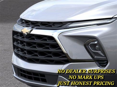 New 2026 Chevrolet Blazer LT image 13