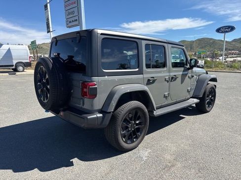 Used 2023 Jeep Wrangler Unlimited Sahara w/ Cold Weather Group image 12