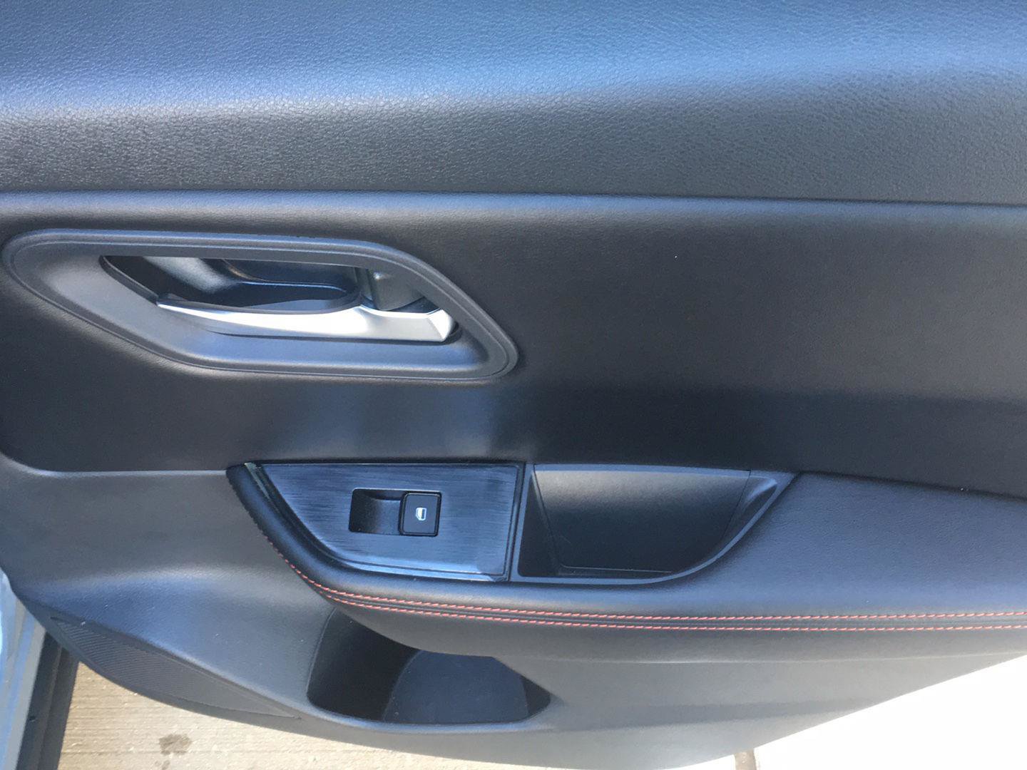 Used 2025 Nissan Rogue SV AWD/4WD image 33
