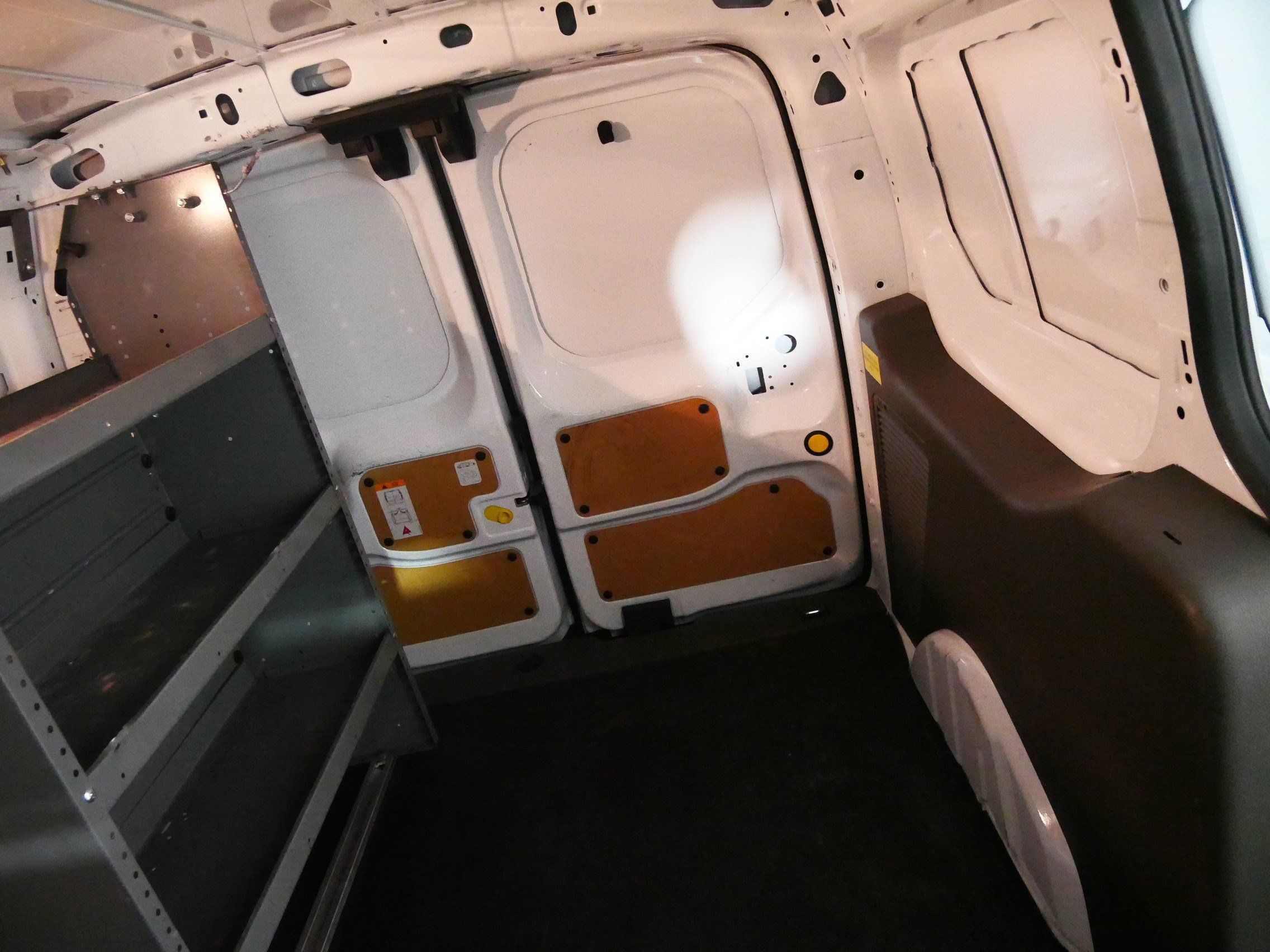 Used 2021 Ford Transit Connect XL FWD image 14