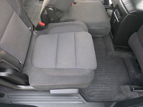 Used 2019 Chevrolet Traverse LS w/ LPO, Blackout Package FWD image 31