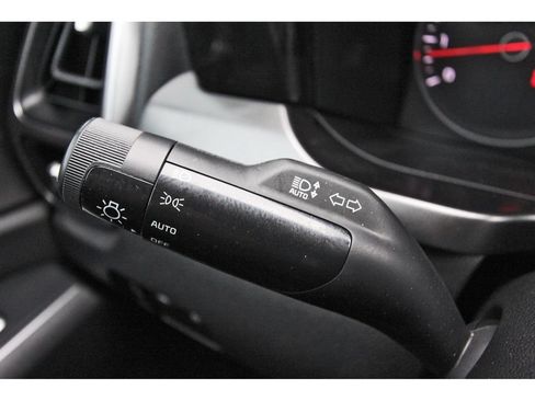 Used 2023 Kia Sorento LX FWD image 21