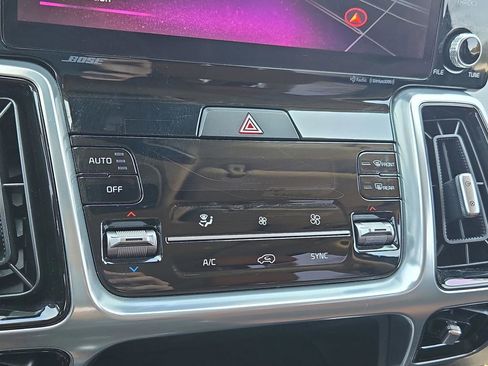 Certified 2023 Kia Sorento SX Prestige image 26