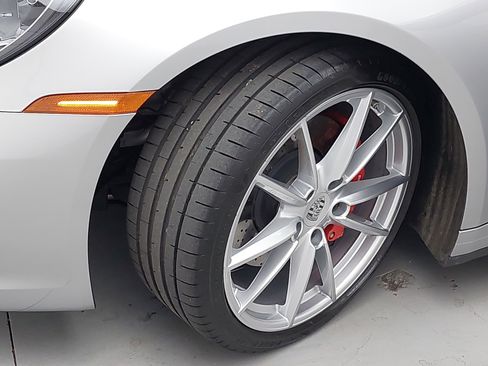 Used 2021 Porsche 911 Targa 4S image 31