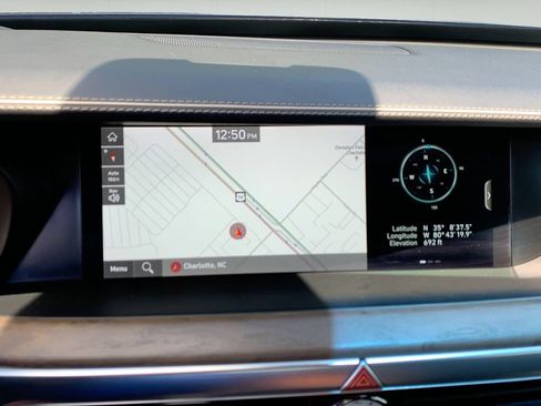 Used 2022 Genesis G90 5.0 Ultimate RWD image 42