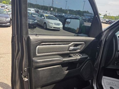 Used 2020 RAM 1500 Big Horn AWD/4WD image 10