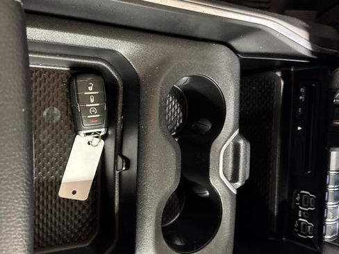 Used 2019 RAM 1500 Big Horn AWD/4WD image 27