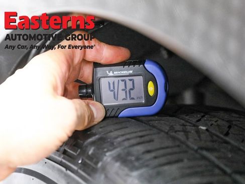 Used 2023 Toyota bZ4X XLE AWD/4WD image 26