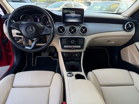 Used 2018 Mercedes-Benz GLA 250 4MATIC image 35