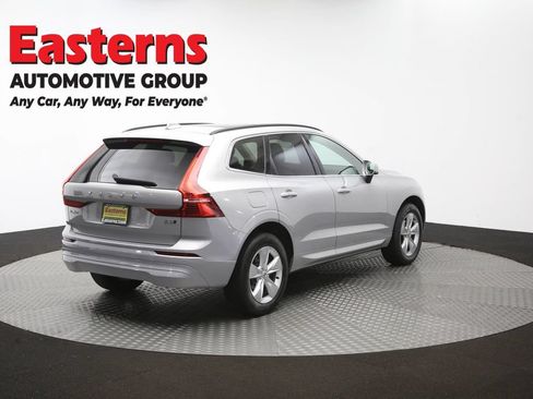Used 2022 Volvo XC60 B5 Momentum AWD/4WD image 44