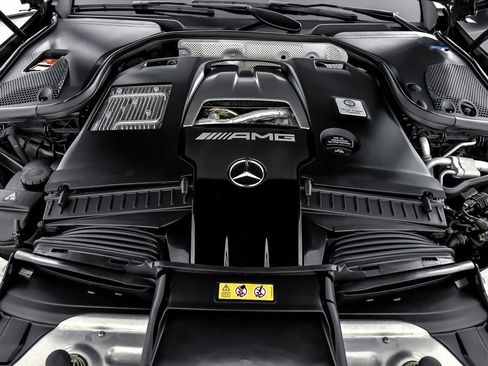 Used 2023 Mercedes-Benz E 63 AMG S image 17