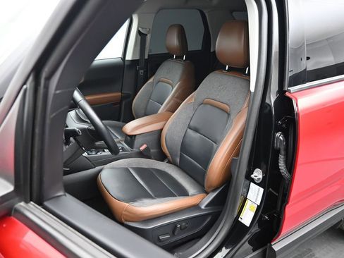 Used 2023 Ford Bronco Sport Outer Banks w/ Tech Package image 8