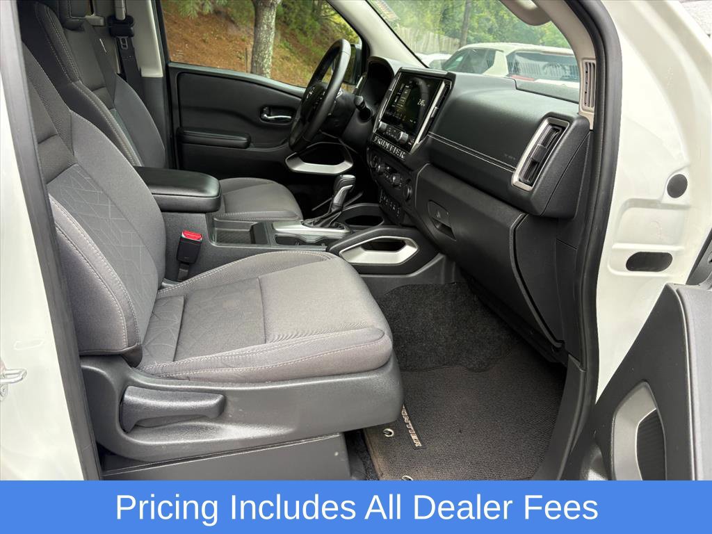 Used 2025 Nissan Frontier SV w/ SV Convenience Package AWD/4WD image 19