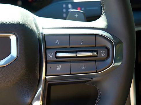 New 2026 GMC Yukon Denali w/ Sun & Power Step Package image 10