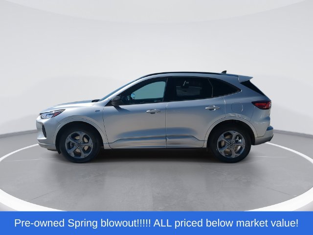 Used 2023 Ford Escape ST-Line w/ Tech Pack #1 AWD/4WD image 5