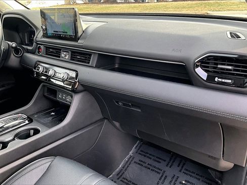 Used 2023 Honda Pilot Elite image 25