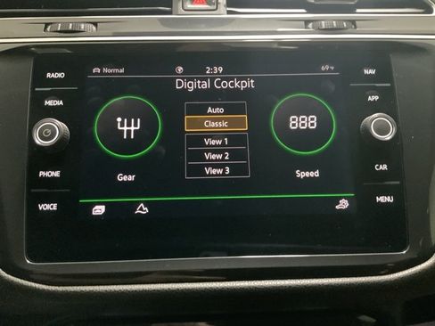 Used 2024 Volkswagen Tiguan SEL R-Line AWD/4WD image 46