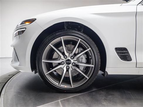 New 2026 Genesis G70 2.5T image 12