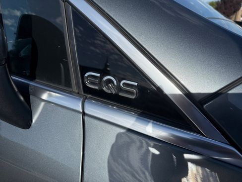 Used 2023 Mercedes-Benz EQS 580 4MATIC SUV image 21