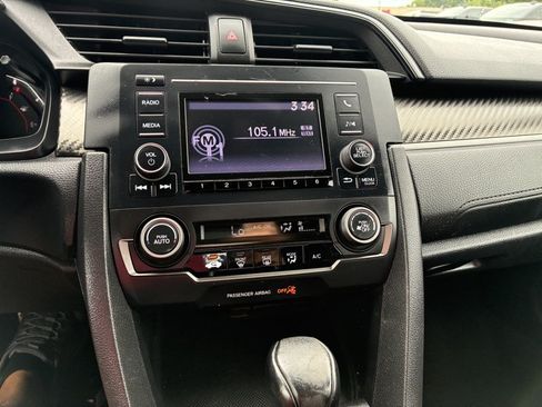 Used 2019 Honda Civic Sport image 10